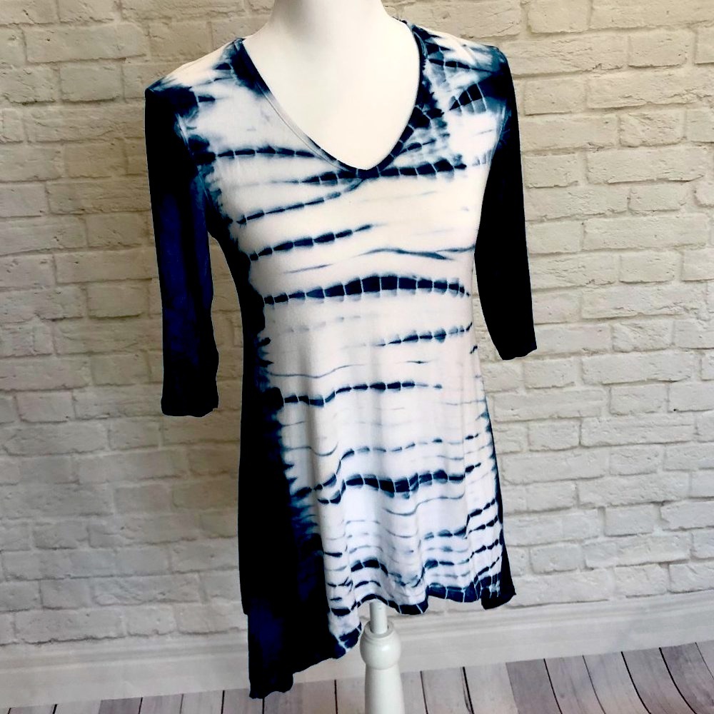Tryst Tie-Dye Blue & White Top, Size S